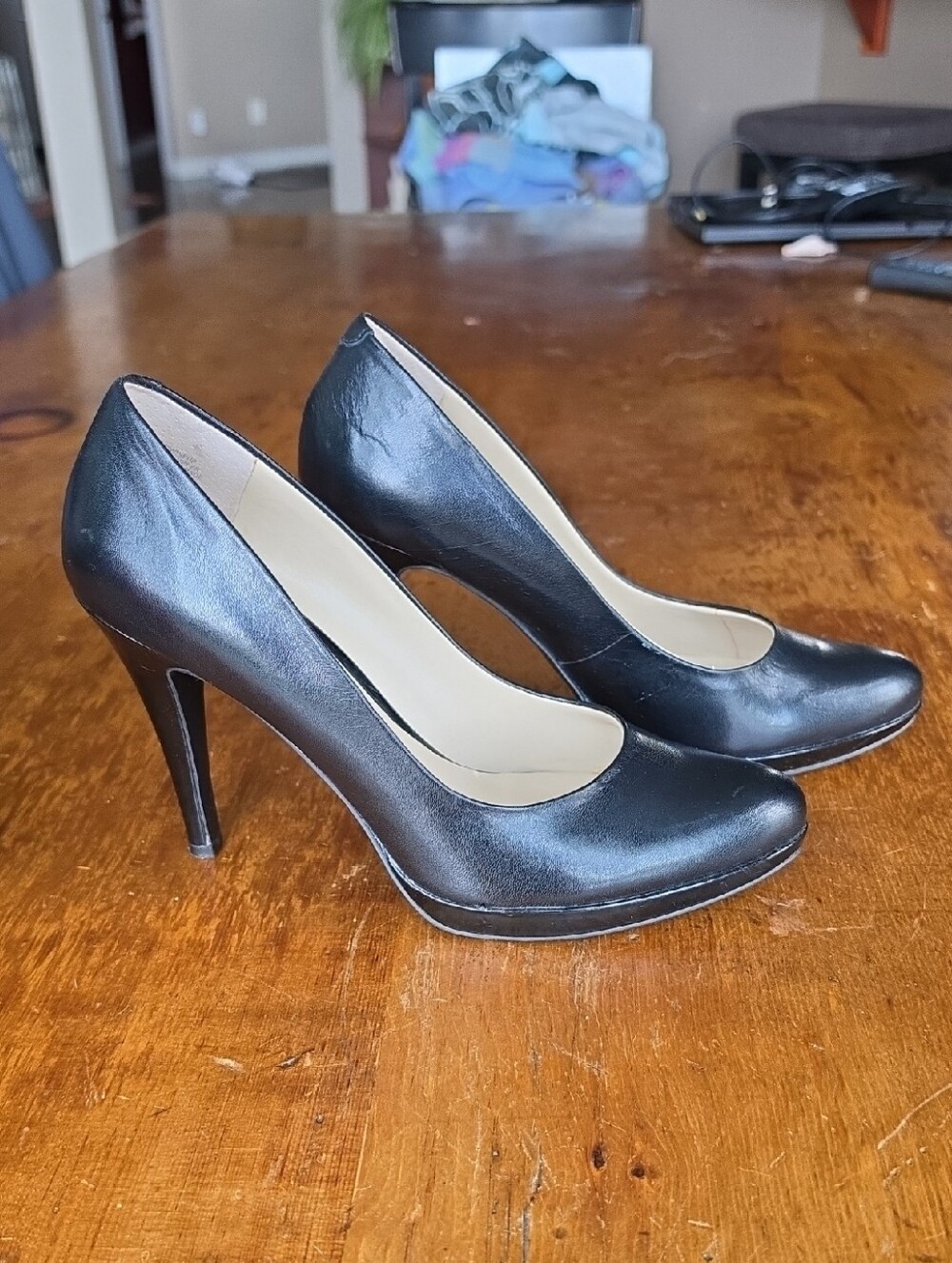 Nine West Black Leather High Heel Pumps